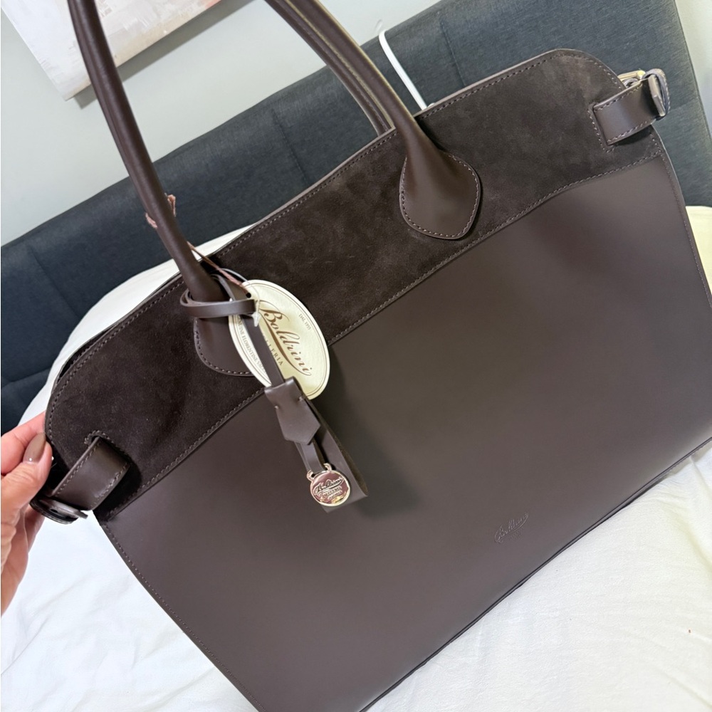 Chic Brown Leather Tote Bag